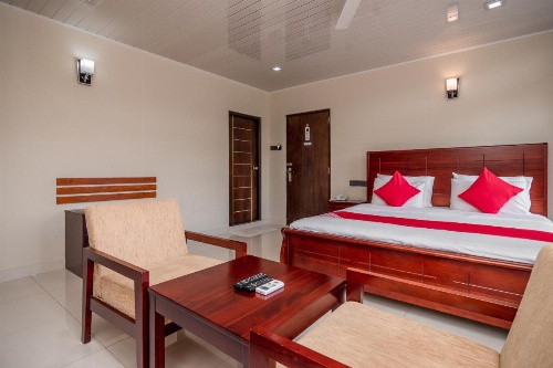 Janora Hills image 10