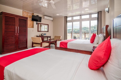 Janora Hills image 23