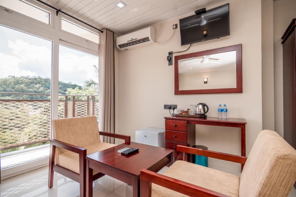 Janora Hills Image 27